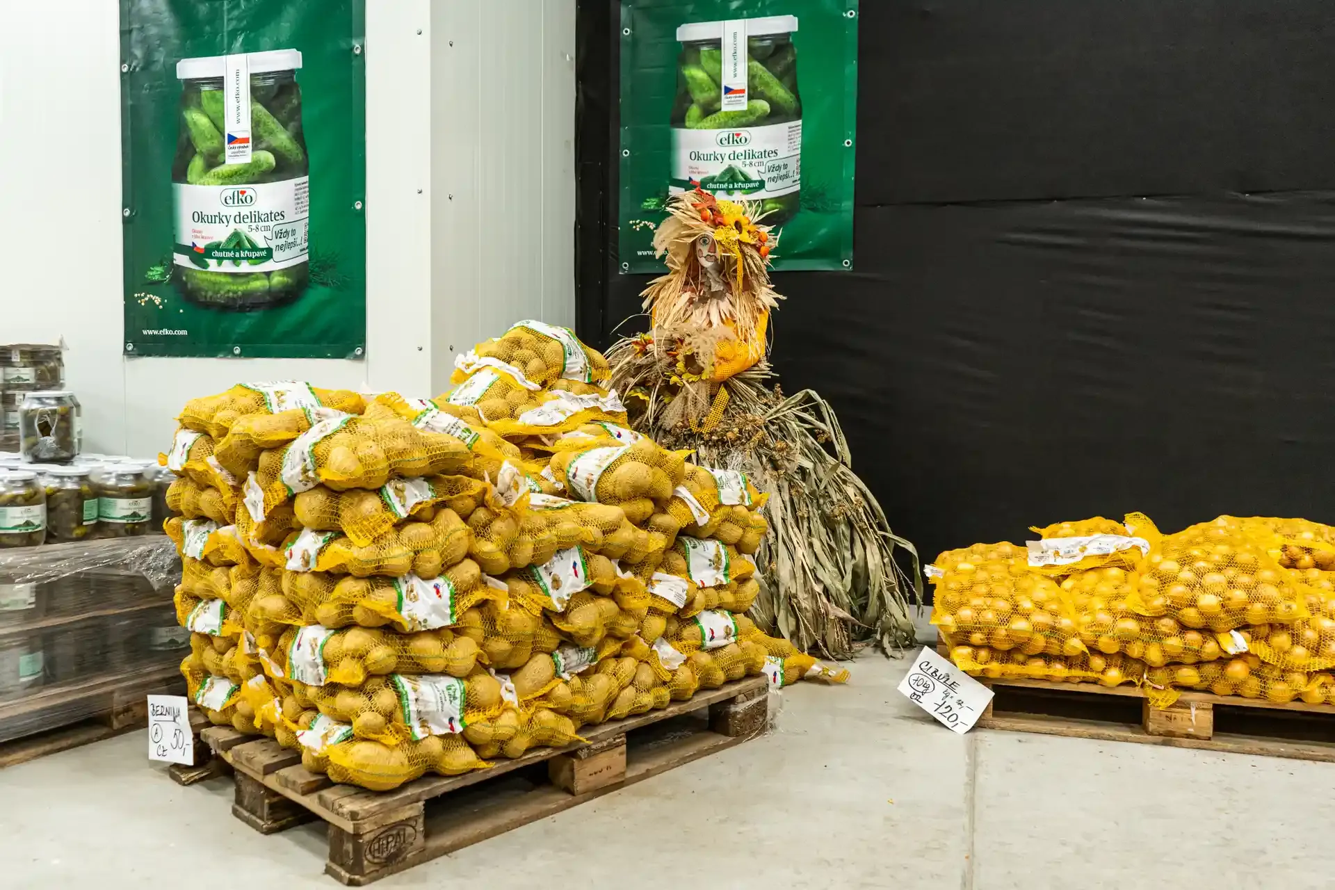 Prodejna GIRA fruit 10