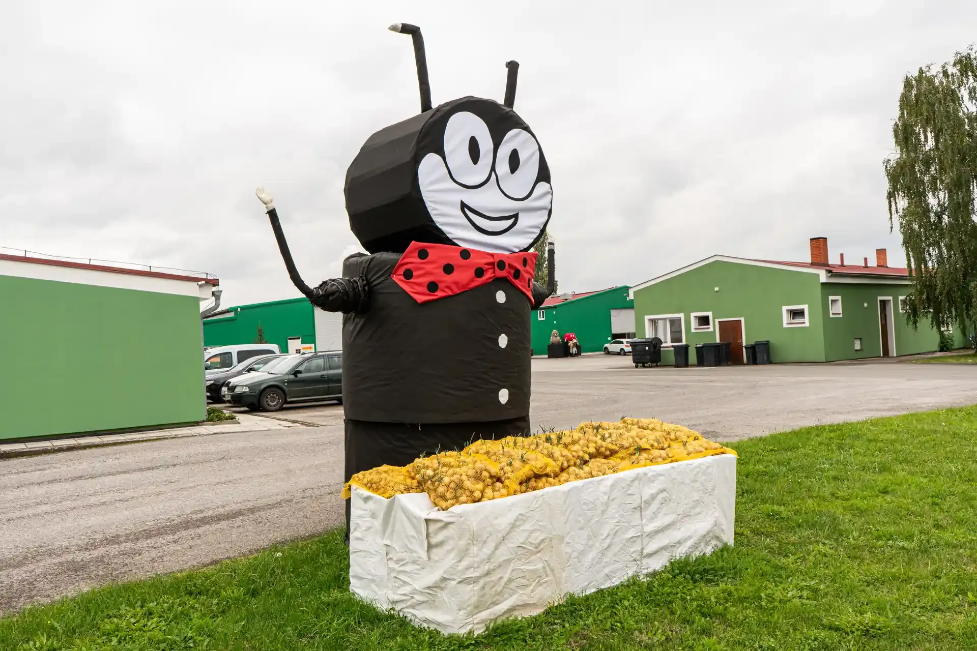 Prodejna GIRA fruit 3