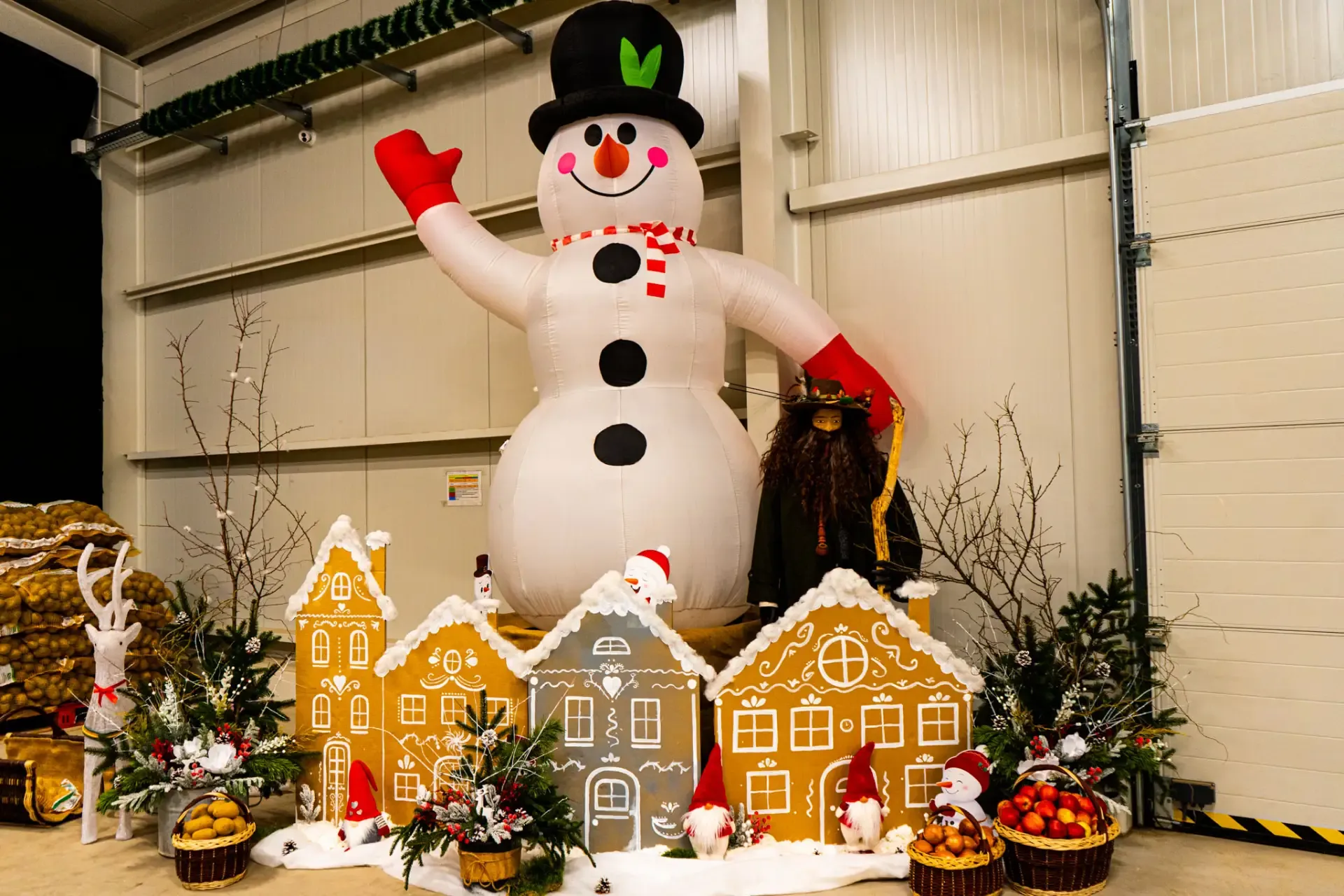 Prodejna GIRA fruit 20