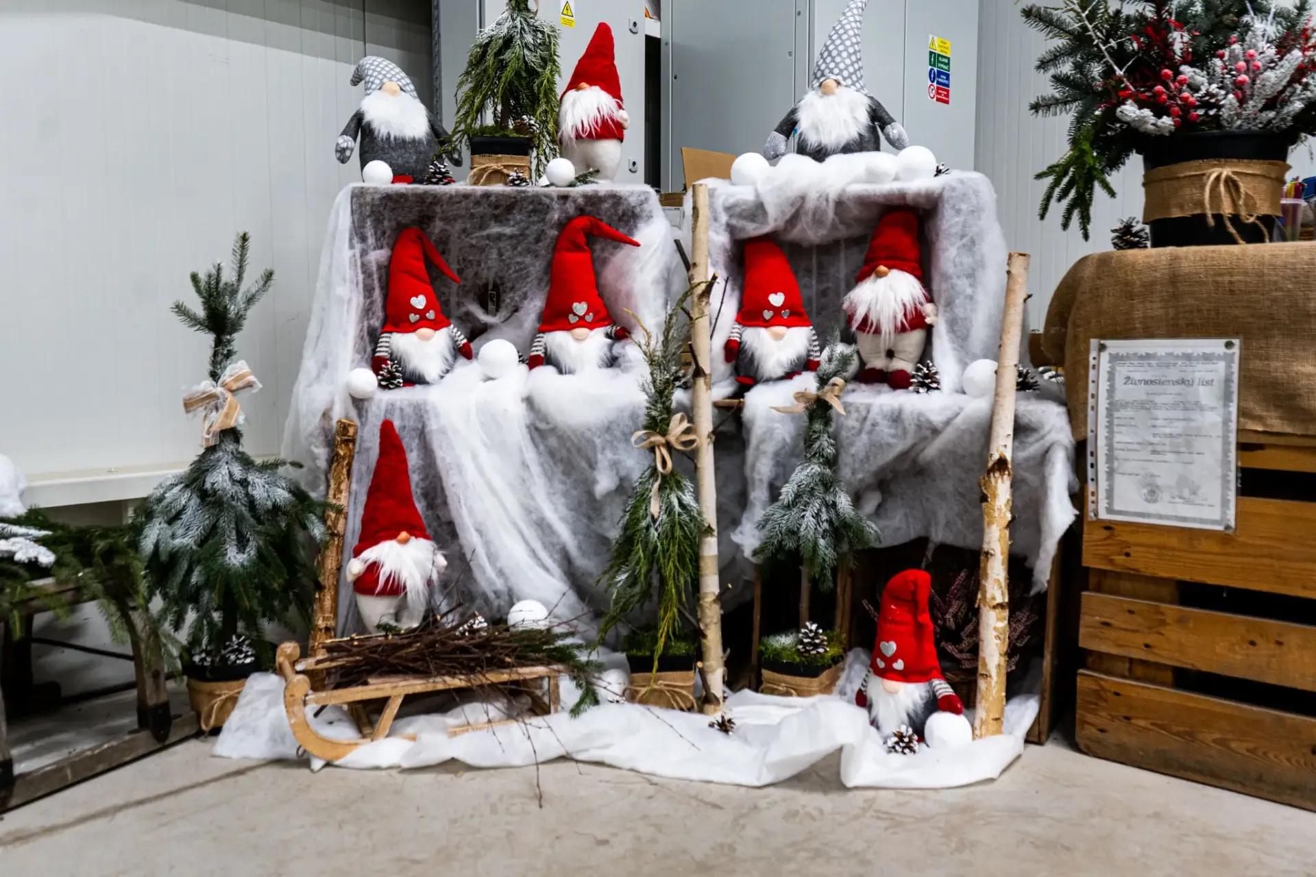 Prodejna GIRA fruit 22