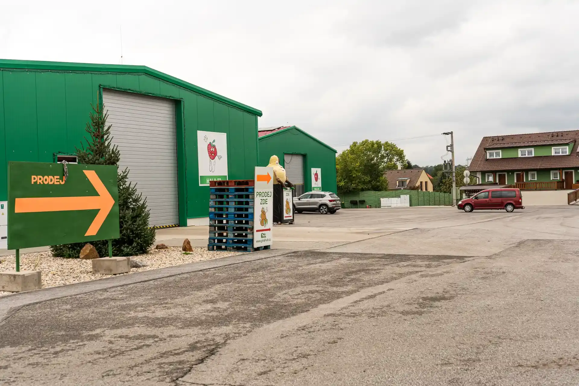 Prodejna GIRA fruit 6