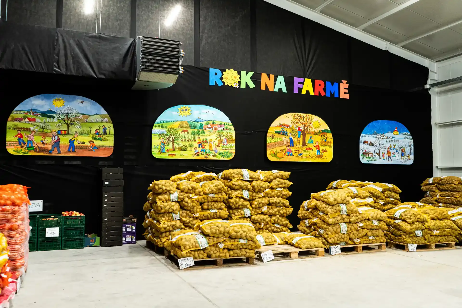 Prodejna GIRA fruit 8